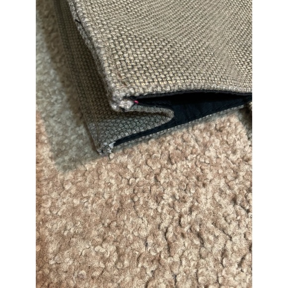 Marc Jacobs Daisy Canvas Tote Bag - Picture 6 of 11